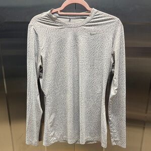 Nike Women's Gray Patterned Long Sleeve Top